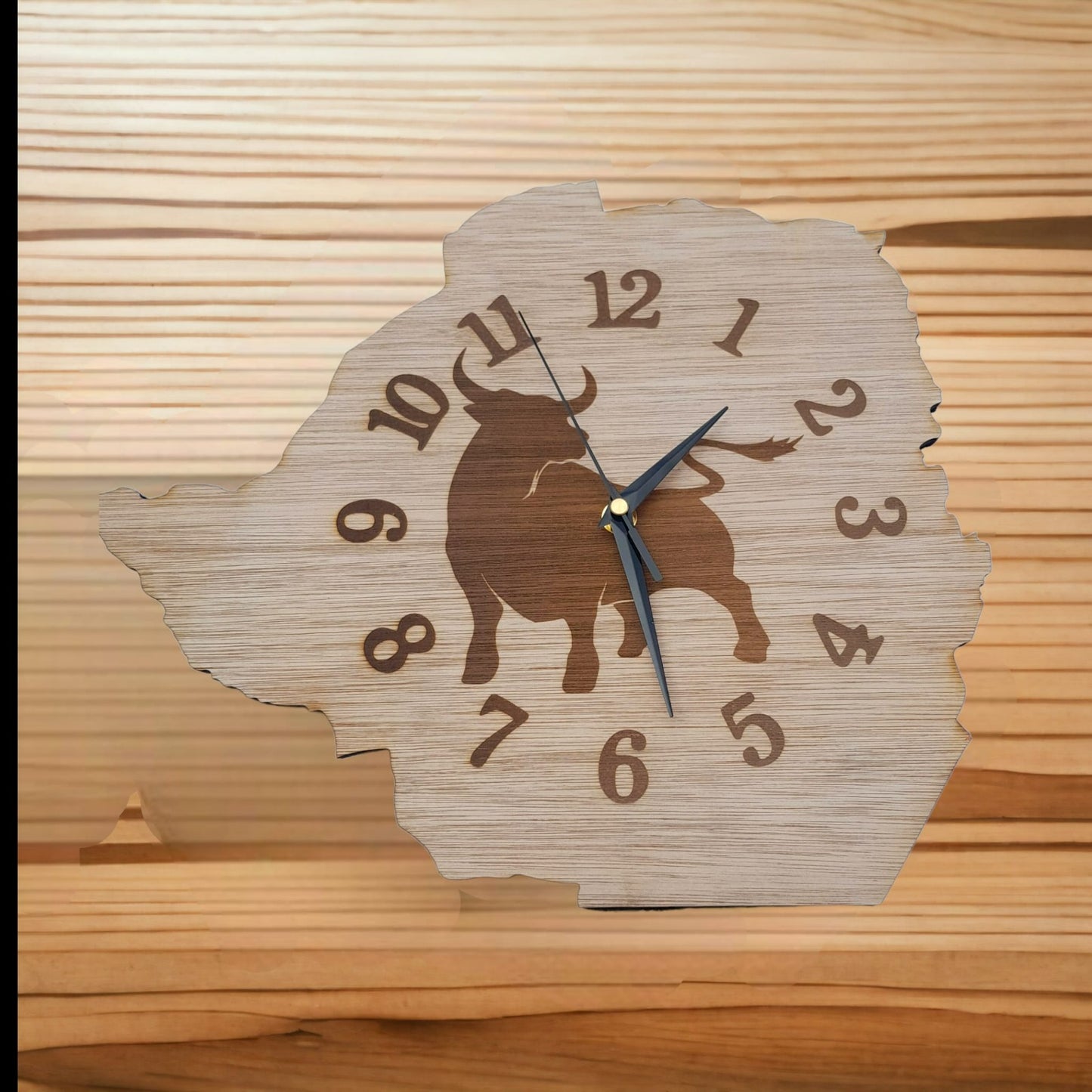 DISPLAY & WONDER Zimbabwe Map with Couple’s Totems | Personalised Mirror Acrylic Plaque