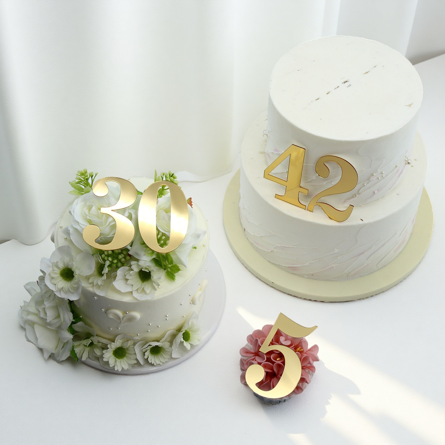 20pcs Golden Mirror Acrylic Number Cake Toppers (0–9) – Birthday & Anniversary Decoration